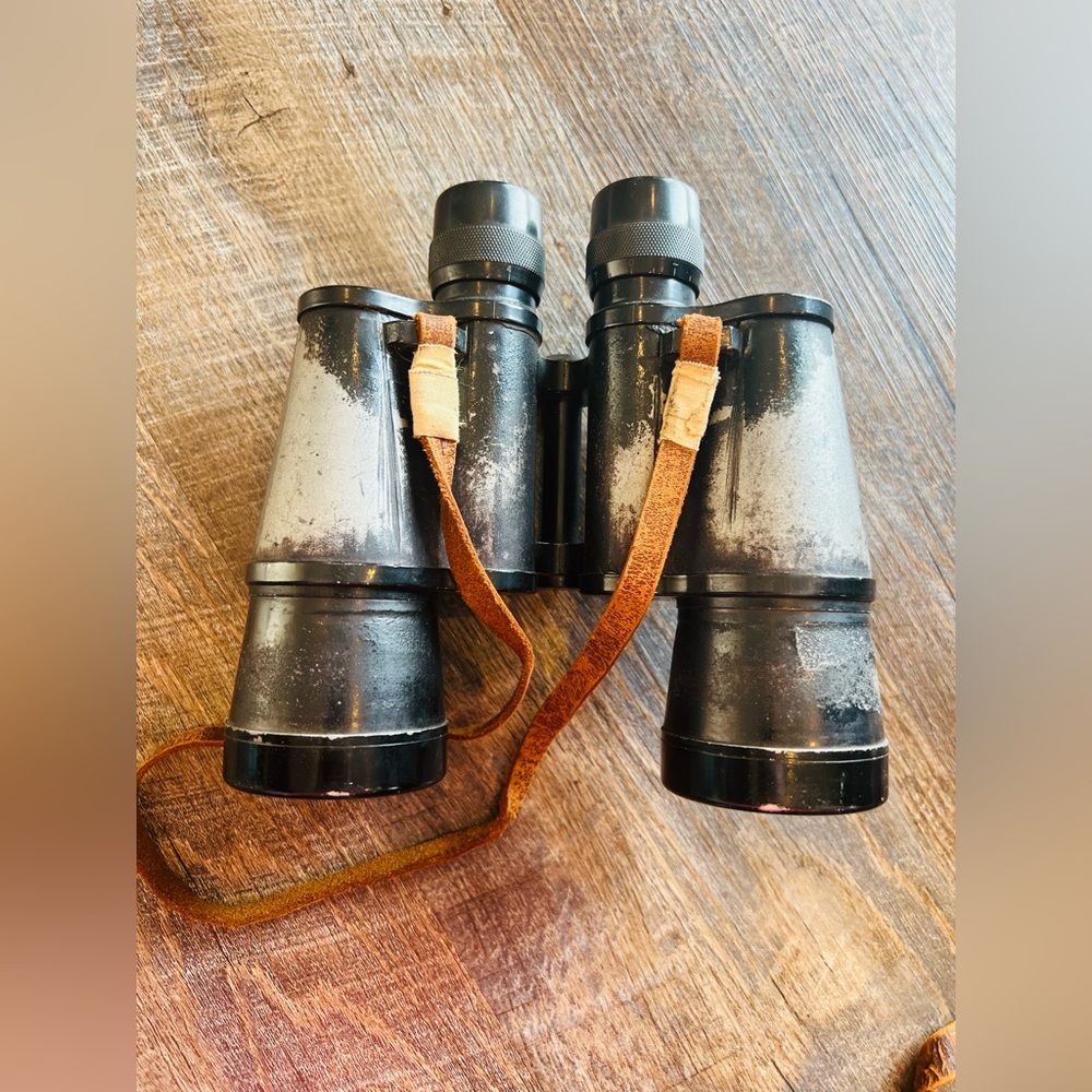 Vintage Nippon Kogaku Tokyo Binoculars Novar 7x50 w/ Original Leather Case